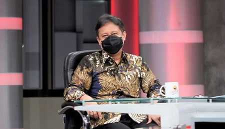 Menkes Budi Penerima Vaksin Covid-19 Dapat Sertifikat dan Tak Perlu Swab Saat Bepergian