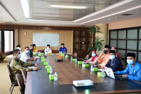 Plh Sekdaprov Riau Pimpin Rapat Telaah Dua Tahun Kepemimpinan Kepala Daerah