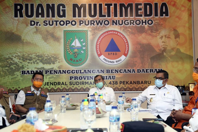 Gubri dan Wagubri Tampil Kompak Beri Arahan di Dua Pertemuan Berbeda