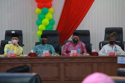Kasrem 031/WB Wakili Danrem Hadiri Sidang Paripurna Istimewa Hari Jadi Kabupaten Kampar Ke-71 Tahun