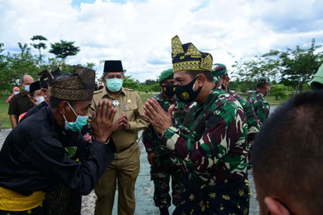 Danrem 031/WB Dampingi Kasdam I/BB Kunker ke Tiga Daerah di Riau