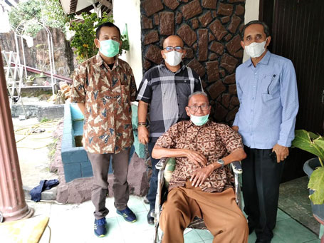 Museum di Rumah Sendiri; Tok Wan Haria Menunggu Rindu