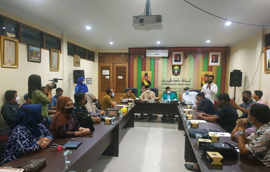 Pengrajin Batik Riau Jadi Korban `Pemerasan` Oknum Pengusaha Asal Bandung