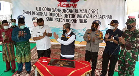 Gubri Uji Coba Saluran Air Sistim PAM, Aliri 4170 Rumah di Rohil