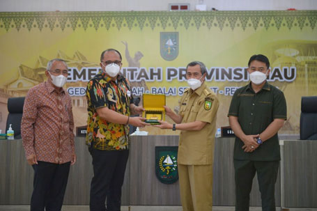 Gubernur Minta Formasi CPNS Riau Ditambah