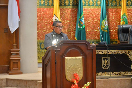 Rapat Paripurna, Wagubri Sampaikan Ranperda Rencana Umum Energi Daerah Riau