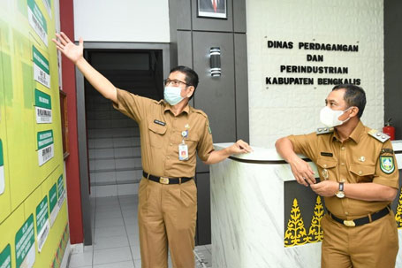 Wabup Bengkalis Sidak ke Disdagperin dan DKP