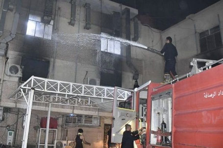 Rumah Sakit COVID-19 Irak Kebakaran, 82 Orang Meninggal Dunia
