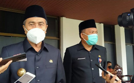 Senin Depan Gubri Lantik Bupati Pelalawan Terpilih