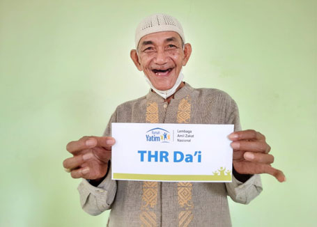 Rumah Yatim Berikan Program Bantuan THR Da’i untuk Para Mubaligh Pekanbaru