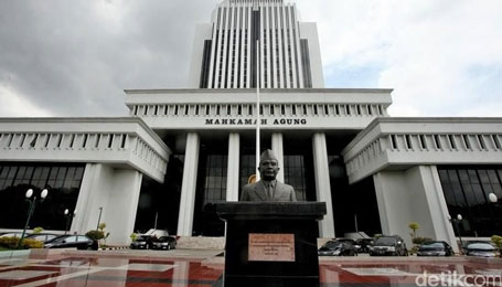 MA Perintahkan Cabut SKB 3 Menteri Soal Seragam Sekolah