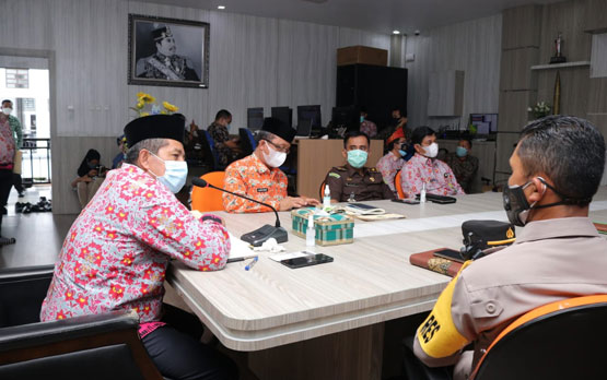 Tindak Lanjuti Instruksi Mendagri dan Menag, Pemkab Siak Gelar Rakor Pengendalian Wabah Covid-19