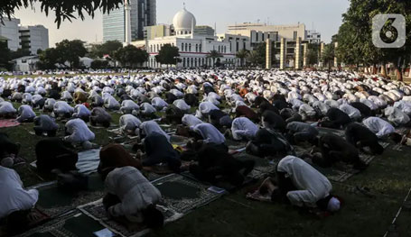 MUI: Salat Idul Adha di Zona Merah Covid-19 Digelar di Rumah