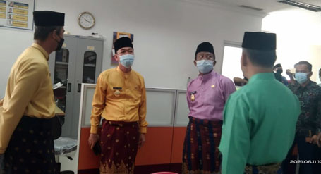 Wabup Rohil Hadiri RUPSLB PT Bank Riau Kepri Tahun 2021