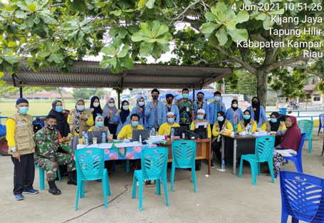 Tim Kukerta UNRI Sukseskan Vaksinasi di Tapung Hilir