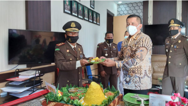 Kejari Meranti Gelar Upacara dan Syukuran Hari Bhakti Adhyaksa Ke-61 Secara Virtual