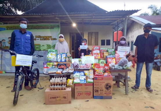 Kebahagiaan Syaiful Saat Menerima Bantuan Dari Rumah Yatim