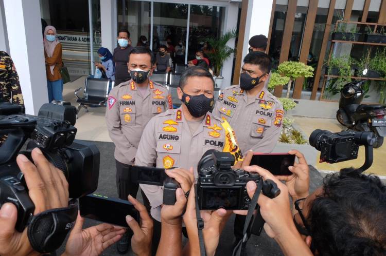 Kapolda Riau: Penyekatan Untuk Batasi Mobilitas Masyarakat Karena Virus Menular Dari Orang ke Orang