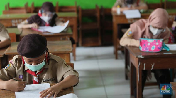 Pelaksanaan Sekolah Tatap Muka Dinamis Sesuai Level PPKM