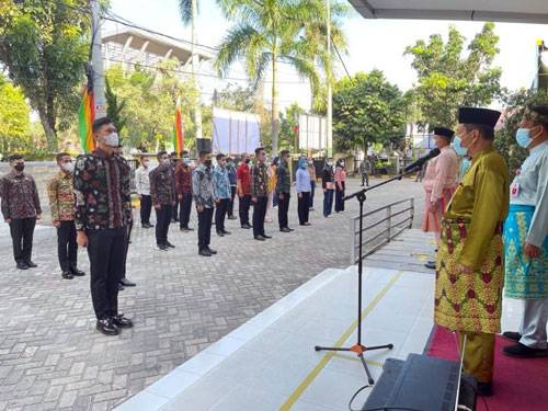 Pj Sekdaprov Riau Beri Arahan Kepada Lulusan IPDN Angkatan XXVIII Asal Pendaftaran Riau