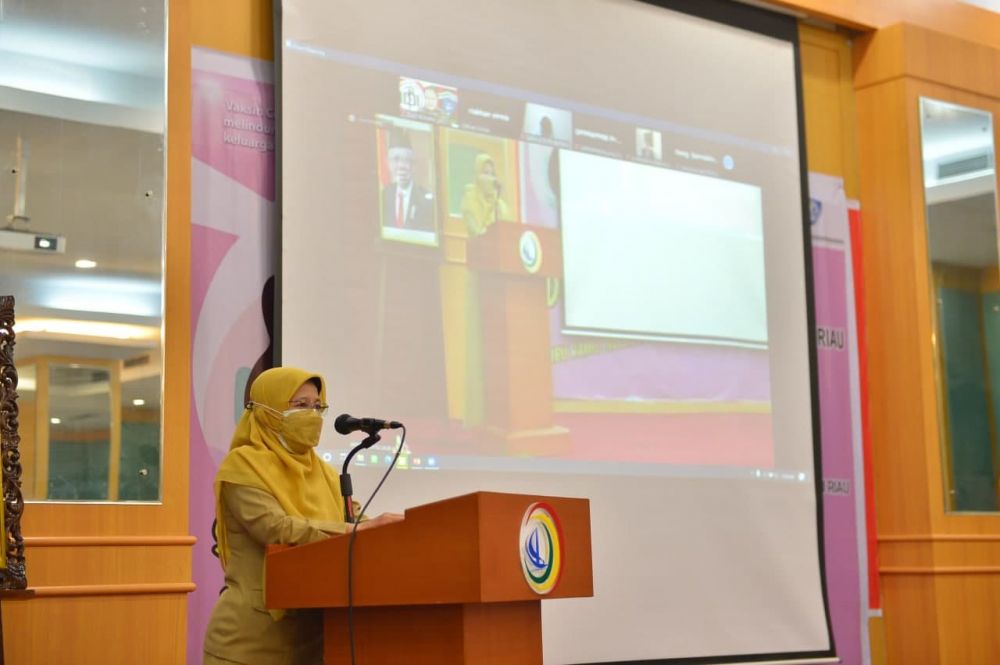 Vaksinasi Sebagai Upaya Cegah Penularan COVID-19 Pada Ibu dan Bayinya