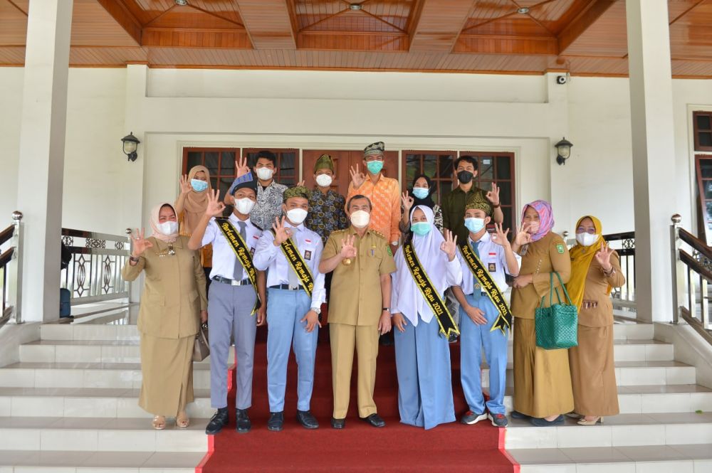 Program Dispersip Riau "Tamu Kita On The Spot" Hadir di Kediaman Gubri