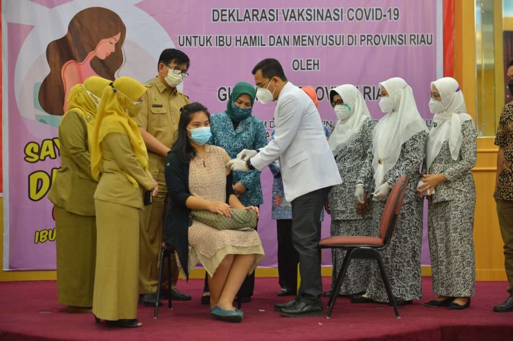 Vaksinasi Perdana, Ditargetkan 100 Bumil dan Busui Divaksinasi