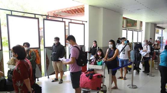 PPKM Diperpanjang, Tes PCR Tak Jadi Syarat Penerbangan Jika Sudah Vaksin 2 Kali