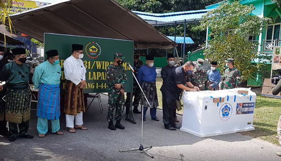 Dukung Dapur Lapangan Korem031/WB, Al Azhar: PSMTI Ormas Paguyuban Pertama Salurkan Bantuan