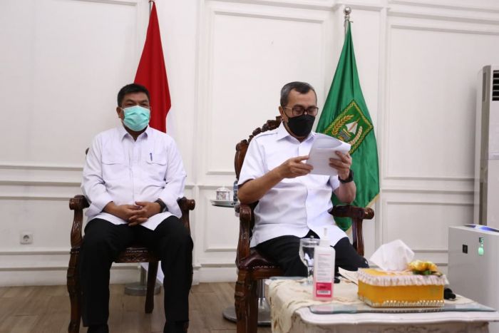 Gubernur Riau Resmikan Adopsi Pohon Riau