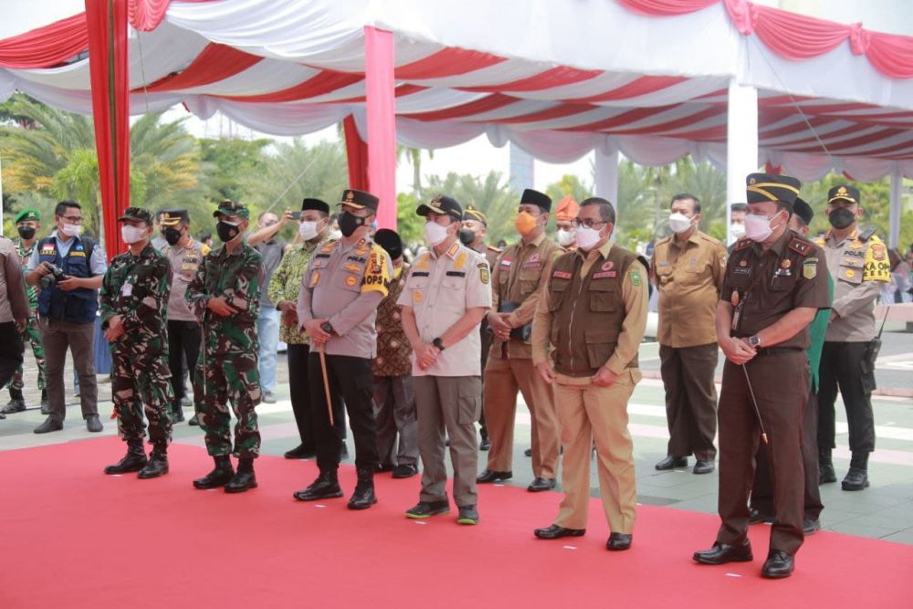 Forkopimda Riau Tinjau Vaksinasi Merdeka Indonesia Tangguh Indonesia Tumbuh
