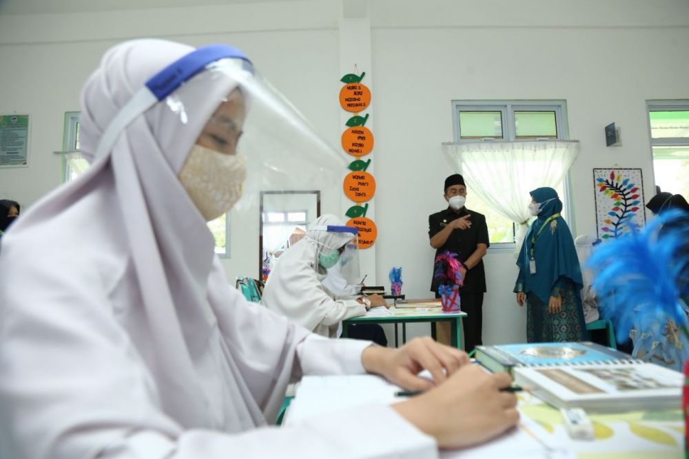SMA 9 Pekanbaru Mulai Melaksanakan Sekolah Tatap Muka Terbatas