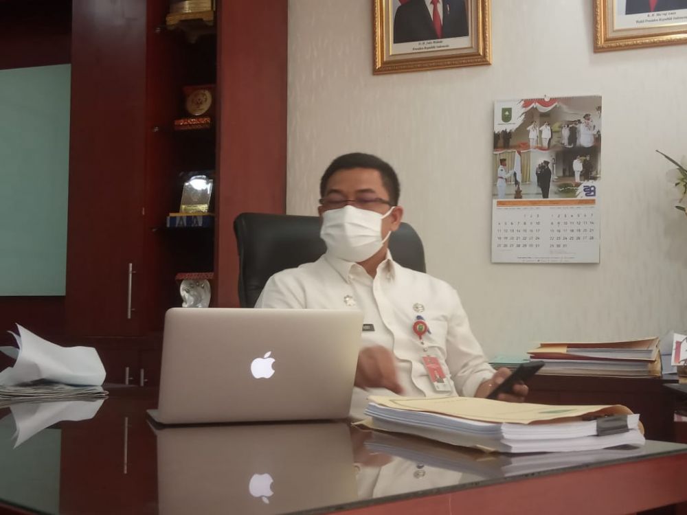 Asisten III Setdaprov Riau Hadiri FGD Tantangan Penguatan Unit Syariah BPD