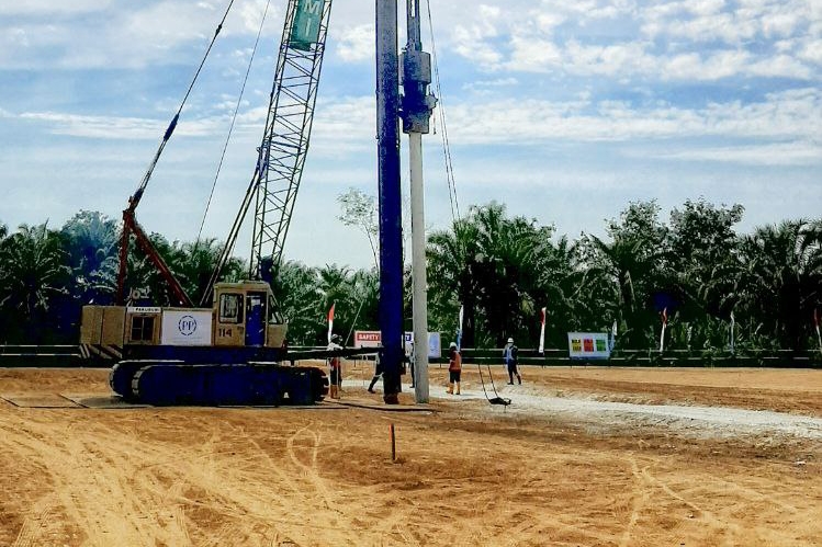 Pemancangan SPAM Lintas Pekanbaru-Kampar, Gubri Ingatkan Agar Nantinya Harga dapat dijangkau