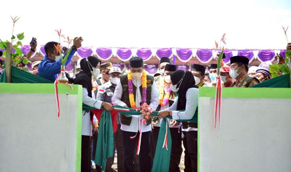 Resmikan Gedung Pendidikan Baznaz, Gubri Harap Jadi Pondok Pesantren Tahfiz Quran