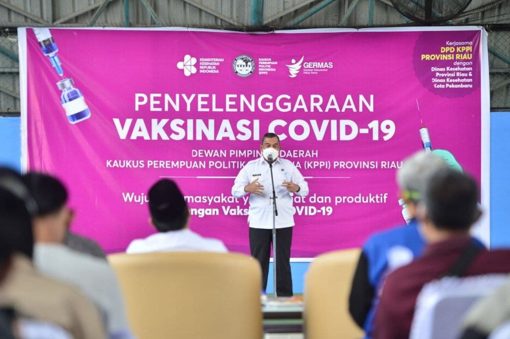 Wagubri Buka Vaksinasi Dosis Pertama DPD KPPI Provinsi Riau