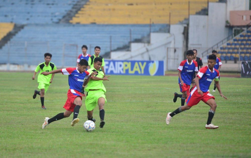 11 Kabupaten Kota Berebut Piala Gubernur Kejurda Sepakbola U16