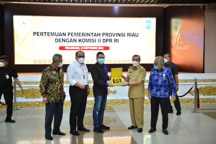 Bahas HGU, Gubri Terima Kunker Tim Komisi II DPR RI