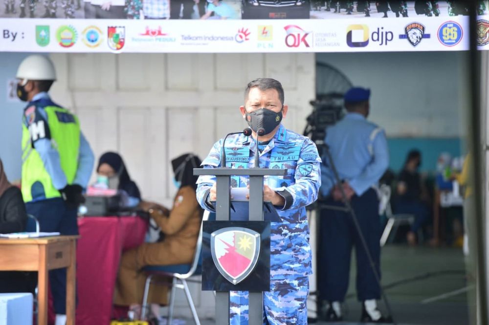 Danlanud Roesmin Nurjadin Terus Lakukan Upaya Penanganan Covid-19 di Riau