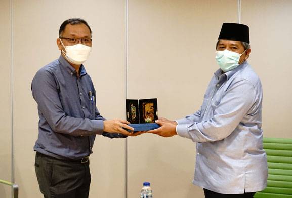 Persiapan Program Studi Di Luar Kampus Utama, Alfedri Sambangi Kemendikbud Ristek