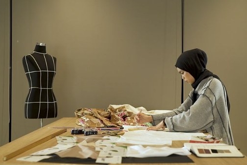 Desainer Muda Riau Bawa Batik Bono ke Kancah Nasional