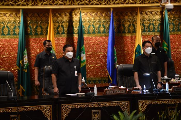 Pansus Ranperda Tentang Penambahan Penyertaan Modal 2 BUMD Riau Resmi Dibentuk