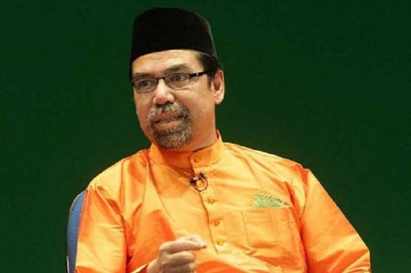 Innalillahi, Ketua MKA LAM Riau Datuk Seri Al Azhar Tutup Usia
