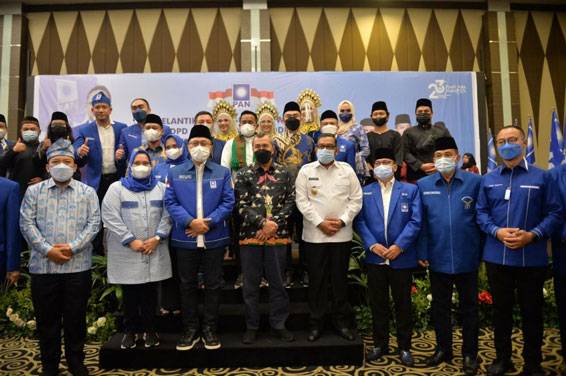 Gubri Hadiri Pelantikan Pengurus PAN Riau Periode 2020-2025