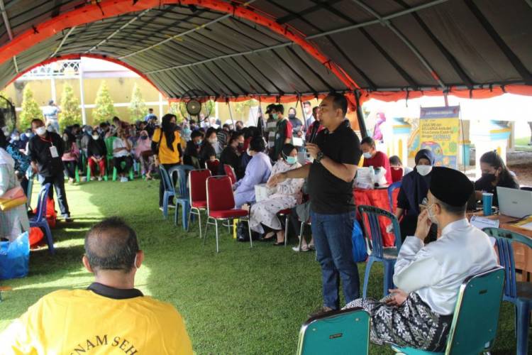 Dewan Pengurus IPP dan Polresta Pekanbaru Gelar Vaksinasi Massal