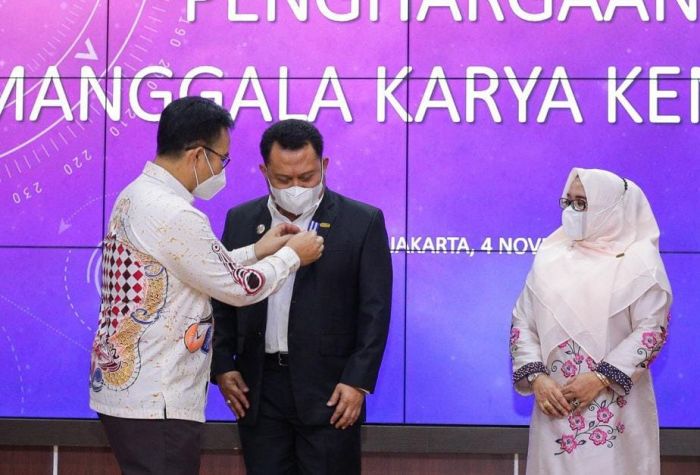 Kabupaten Kampar Terima Penghargaan Manggala Karya Kencana Dari BKKBN