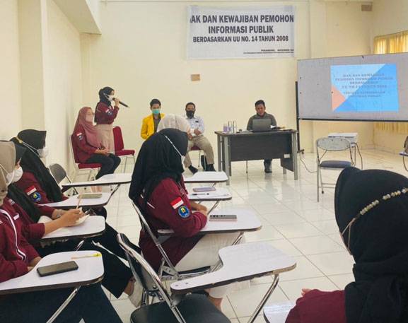 Fakultas Hukum Unilak Laksanakan Penyuluhan Hukum Tentang Keterbukaan Informasi Publik