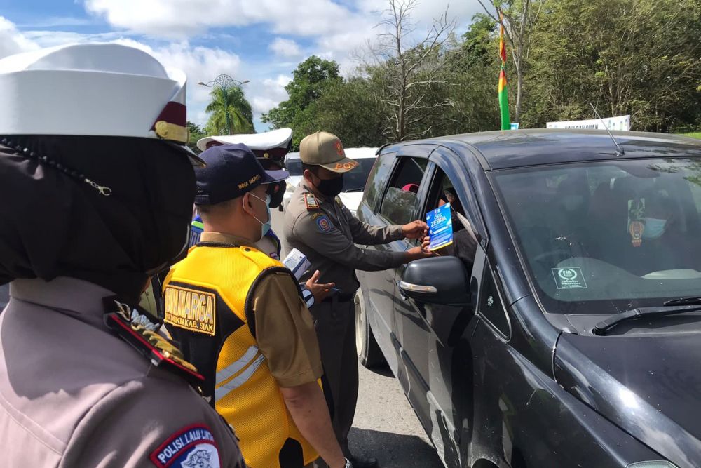 Begini Cara Satlantas Polres Siak berikan Edukasi Kepada Pengendara