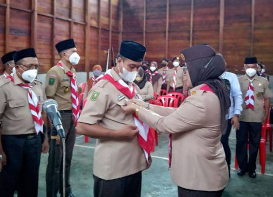 Lantik Kwarran Rangsang Pesisir, Hj Rinarni: Semoga Gerakan Pramuka Lebih Aktif dan Maju