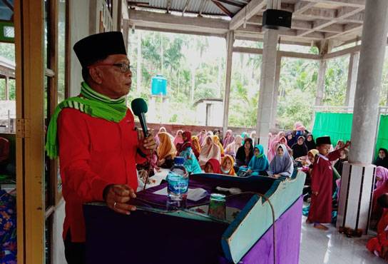 Wabup Meranti H Asmar Hadiri Kegiatan Peringatan Maulid Nabi di Desa Sendaur